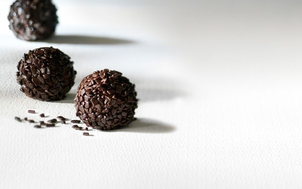Декор из черного шоколада Flakes, 1 кг